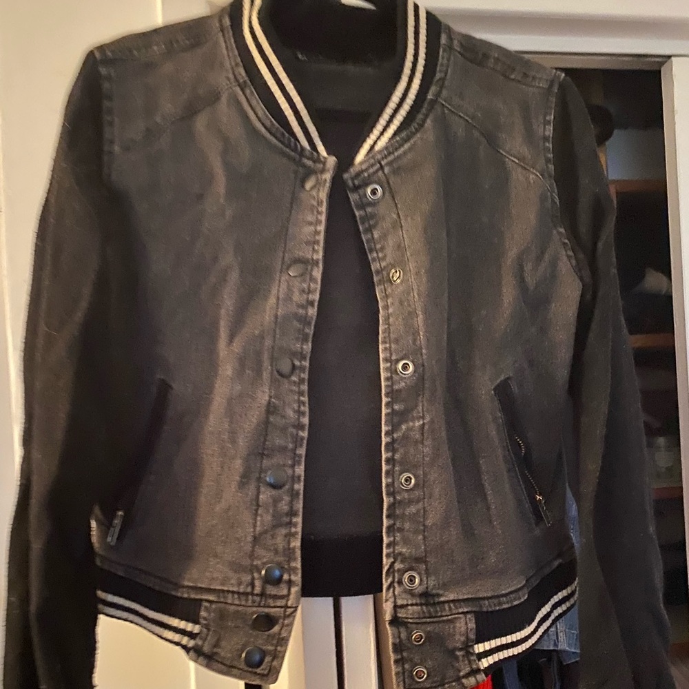 Free People Black and Grey Bomber Jacket w Wool Sleeves (M)
